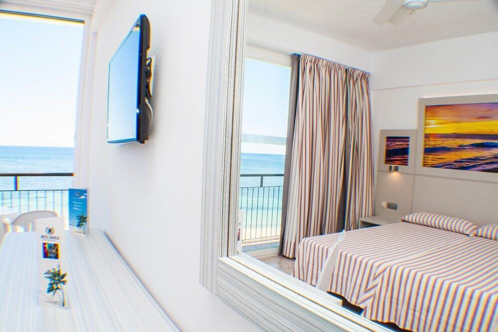 Hotel Riomar, Ibiza, A Tribute Portfolio Hotel Santa Eularia des Riu Dış mekan fotoğraf