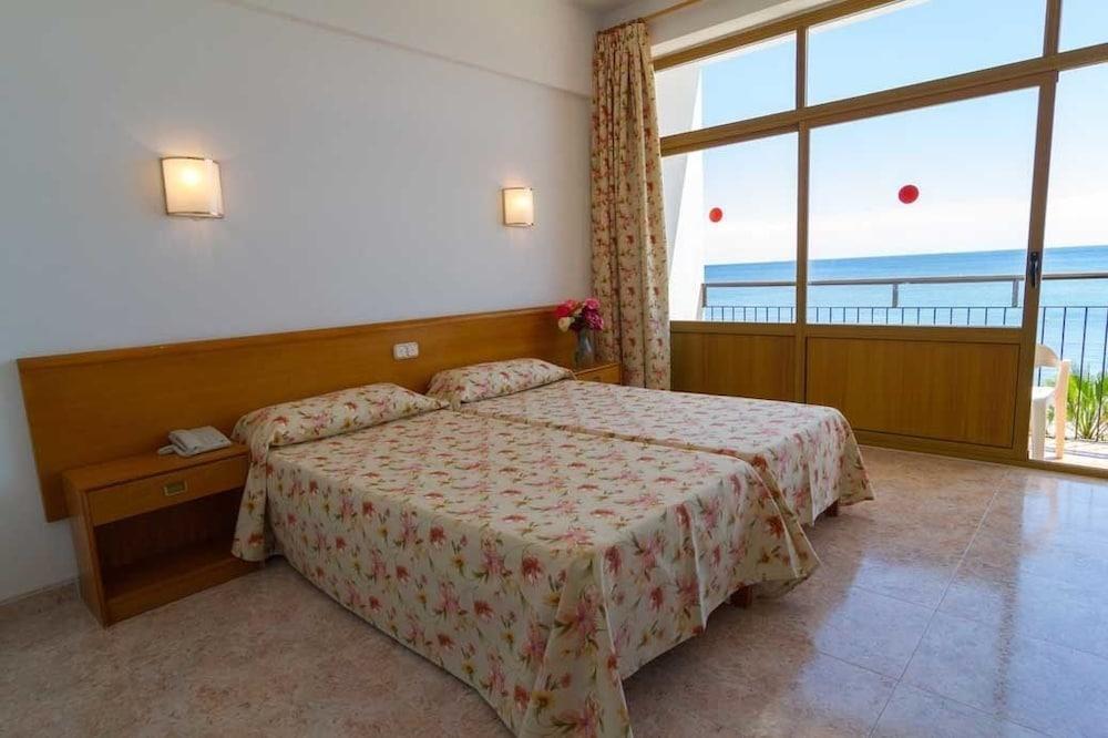 Hotel Riomar, Ibiza, A Tribute Portfolio Hotel Santa Eularia des Riu Dış mekan fotoğraf