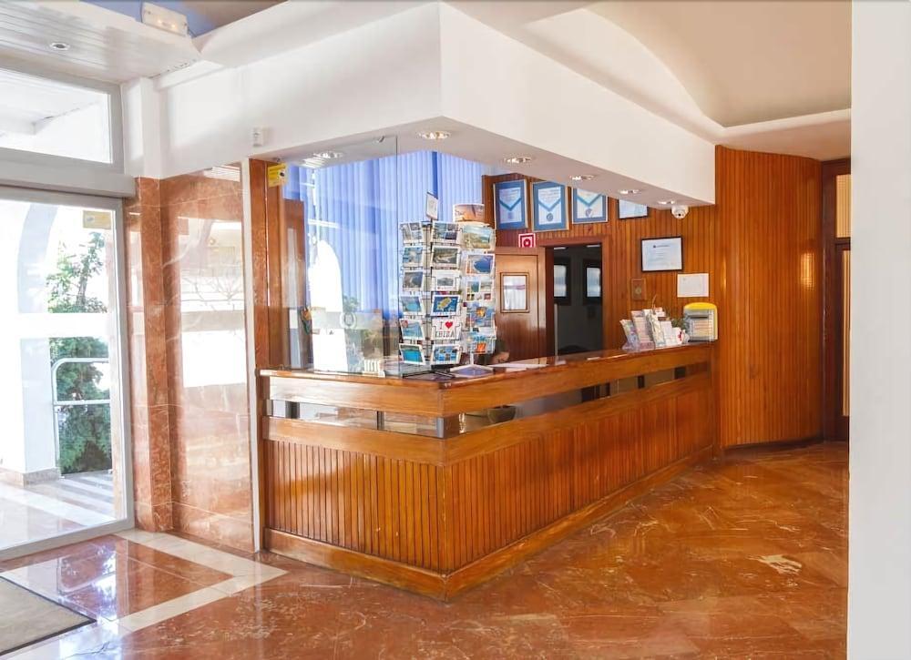 Hotel Riomar, Ibiza, A Tribute Portfolio Hotel Santa Eularia des Riu Dış mekan fotoğraf